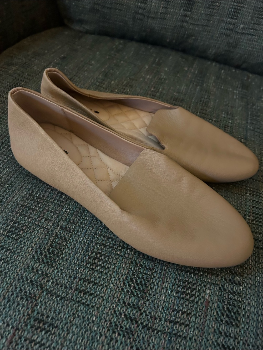 New Birdies Women’s Tan Leather loafer Slip-On Flats 8